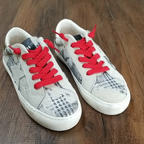 Steve Madden Shoes - Steve Madden Women's Shoes Philosophy Sued…